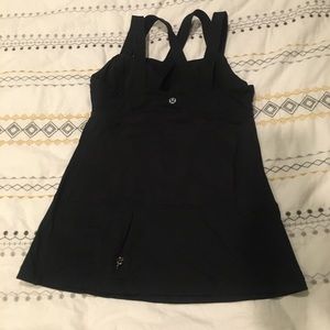 Lululemon black yoga top with inner bra. Size S.